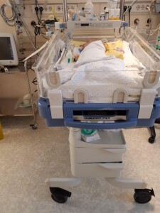 În secția de Terapie Intensivă nou-născuți de la "Marie Curie"
